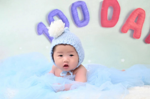 东方宝宝拉屎有水